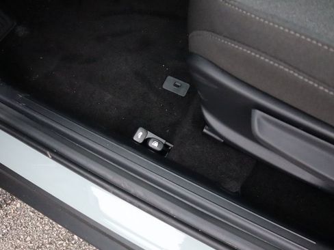 New 2025 Kia K4 LXS image 18