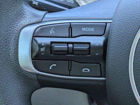 Certified 2022 Kia K5 LXS FWD image 17