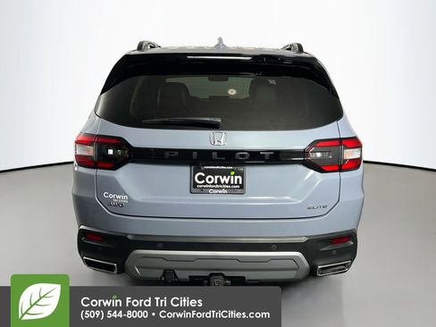 Used 2023 Honda Pilot Elite image 13