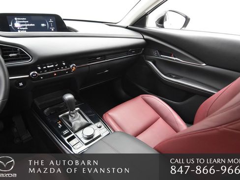 Certified 2025 MAZDA CX-30 AWD 2.5 S w/ Preferred Package image 25