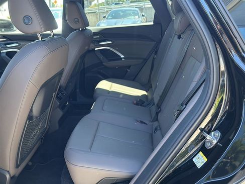 Used 2025 Audi Q5 Premium Plus w/ Premium Plus AWD/4WD image 14