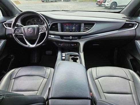 Used 2023 Buick Enclave Essence FWD image 13