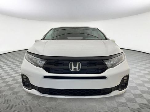 New 2026 Honda Odyssey Touring image 9