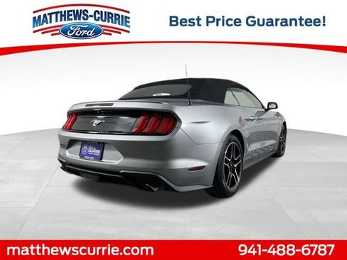 Used 2022 Ford Mustang Premium image 4