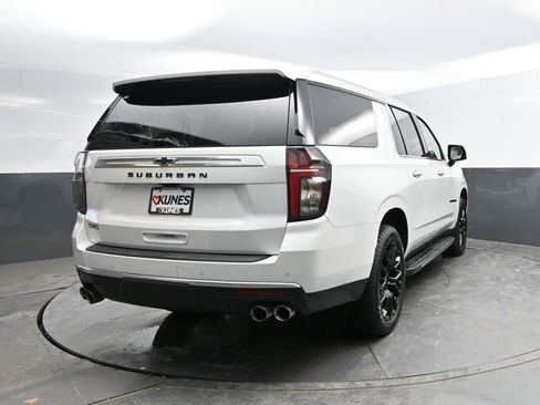 Used 2023 Chevrolet Suburban High Country w/ Max Trailering Package AWD/4WD image 9