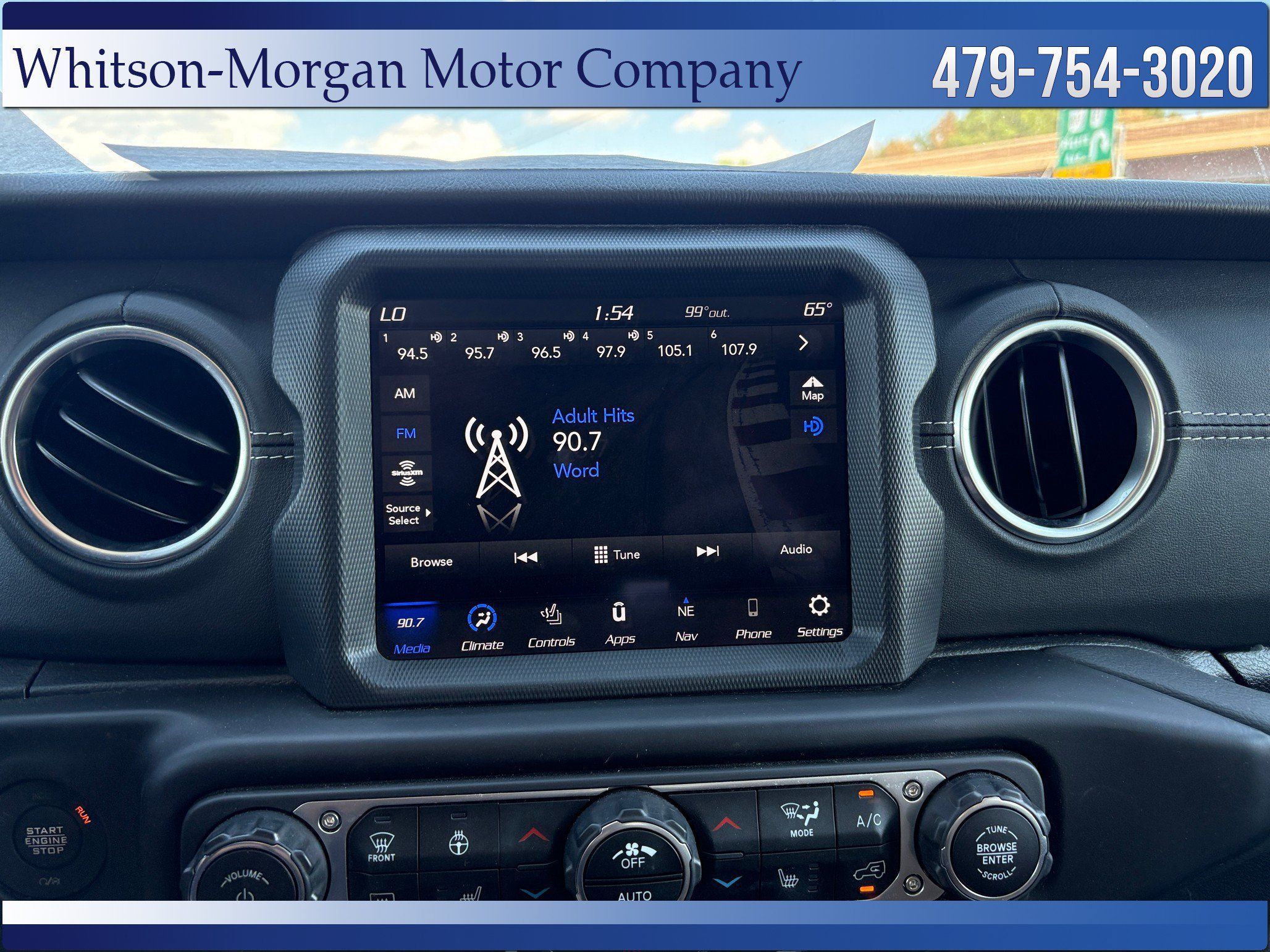 Used 2023 Jeep Wrangler Unlimited Sahara w/ Cold Weather Group AWD/4WD image 19