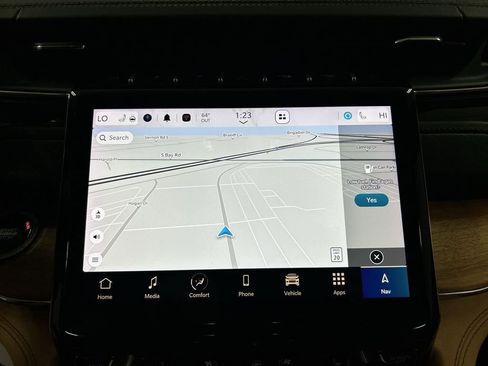 Used 2024 Jeep Grand Cherokee Summit image 16