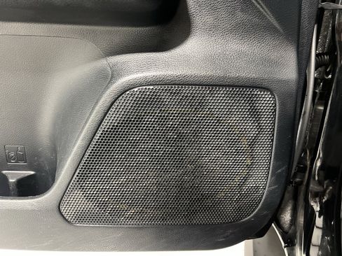 Used 2018 Toyota Tacoma TRD Off-Road image 23