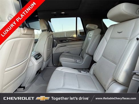 Used 2021 Cadillac Escalade Premium Luxury Platinum image 39