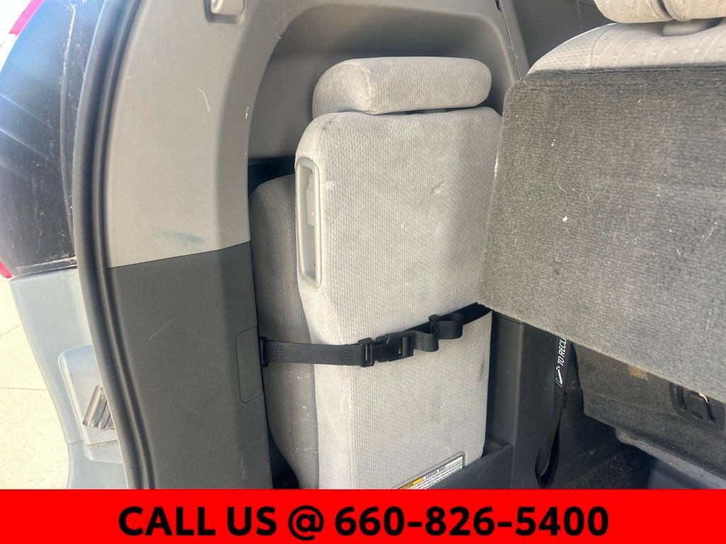 Used 2017 Toyota Sienna LE FWD image 7