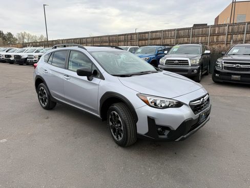 Used 2022 Subaru Crosstrek 2.0i image 10