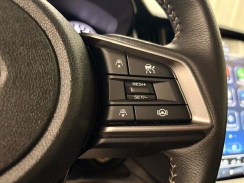 Used 2025 Subaru Outback Premium AWD/4WD image 13