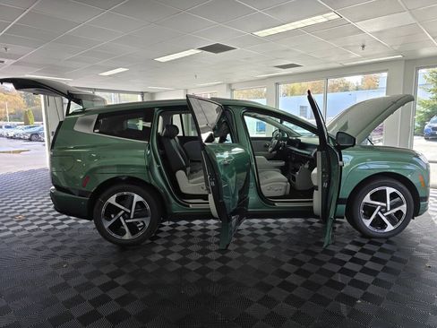 New 2026 Hyundai Ioniq 9 Calligraphy image 18