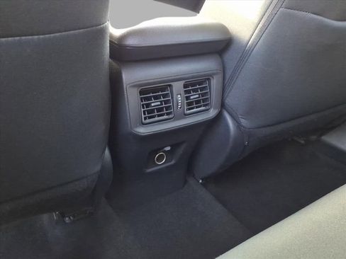 Used 2025 Toyota RAV4 LE image 28