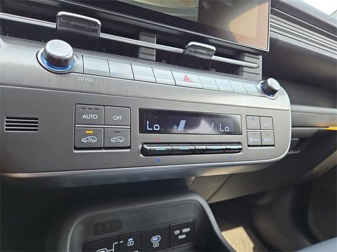 New 2025 Hyundai Kona SEL image 13