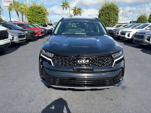Used 2023 Kia Sorento S w/ Panoramic Sunroof Package FWD image 2