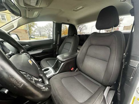 Used 2021 Chevrolet Colorado LT w/ Fleet Safety Package image 11