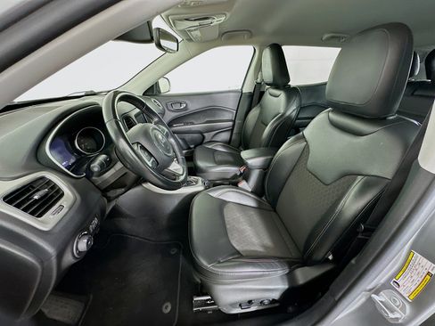 Used 2019 Jeep Compass Latitude w/ Popular Equipment Group image 13