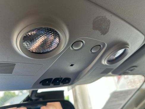 Used 2017 GMC Acadia Limited SLT FWD image 27