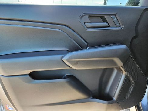 Used 2023 Chevrolet Colorado Trail Boss w/ Advanced Trailering Package image 12