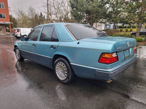 Used 1991 Mercedes-Benz 300 E 3.0 image 7