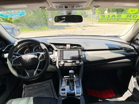 Used 2018 Honda Civic EX image 30