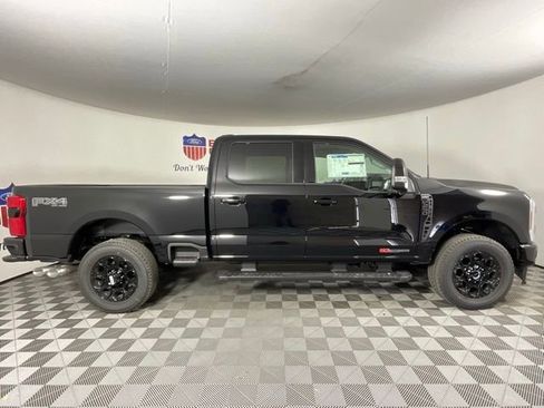New 2026 Ford F250 Lariat w/ Black Appearance Package image 2