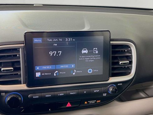 Certified 2026 Hyundai Venue SEL FWD image 15