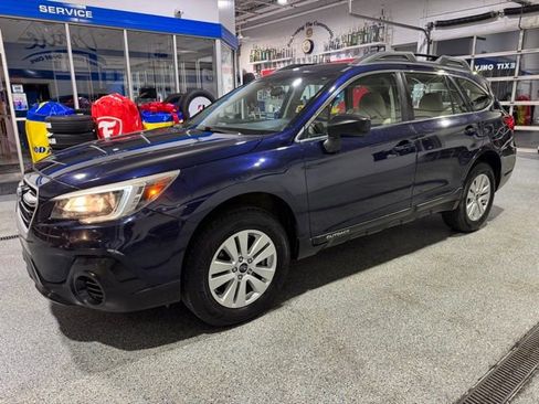 Used 2018 Subaru Outback 2.5i image 4