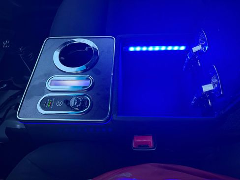 Used 2017 Ford Taurus Police Interceptor AWD image 15