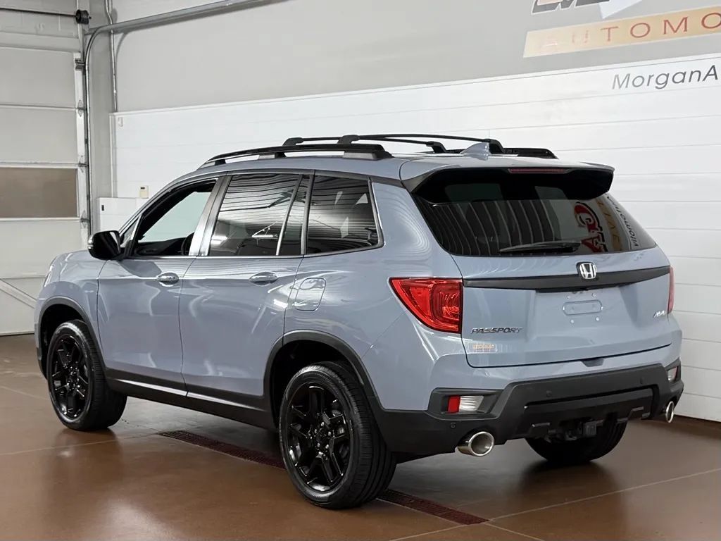 Used 2023 Honda Passport EX-L image 5