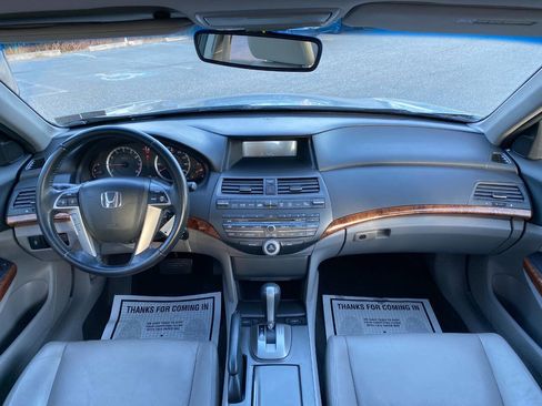 Used 2011 Honda Accord EX-L image 24