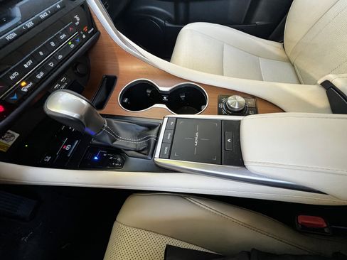 Certified 2021 Lexus RX 450h AWD w/ Premium Package image 28