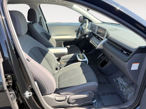 Used 2024 Hyundai Ioniq 5 SEL RWD image 19