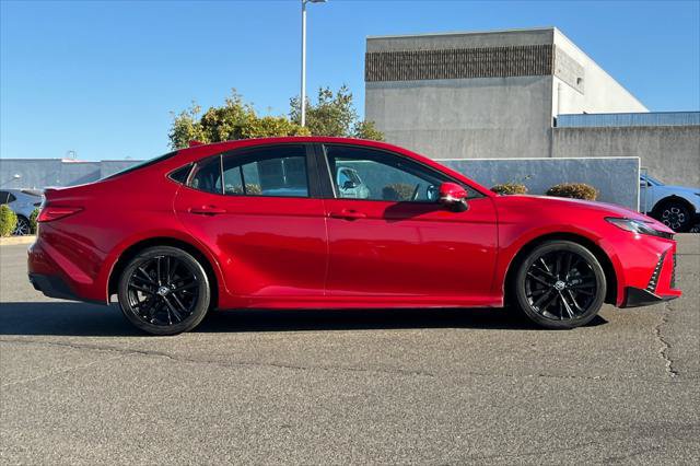 Certified 2025 Toyota Camry SE FWD image 6