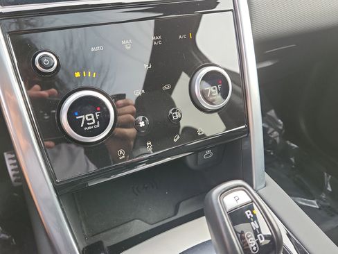 Used 2023 Land Rover Discovery Sport S R-Dynamic image 32