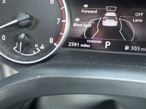 Certified 2026 Nissan Rogue SV FWD image 8