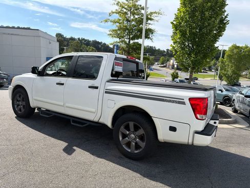 Used 2012 Nissan Titan SV w/ Sport Appearance Pkg RWD image 8