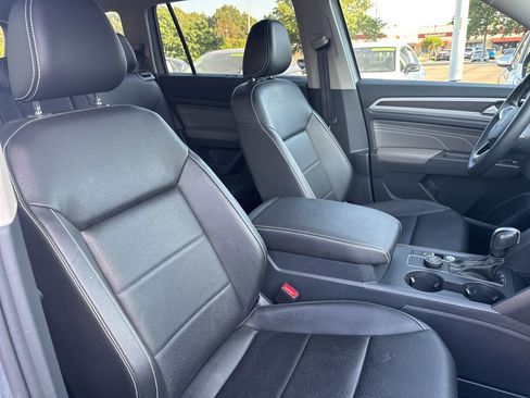 Used 2023 Volkswagen Atlas SE AWD/4WD image 48