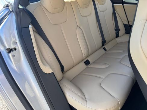 Used 2017 Tesla Model S 60 image 18