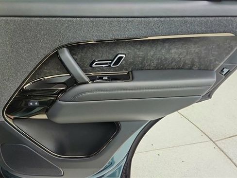 Used 2025 Land Rover Range Rover Sport Dynamic SE image 27
