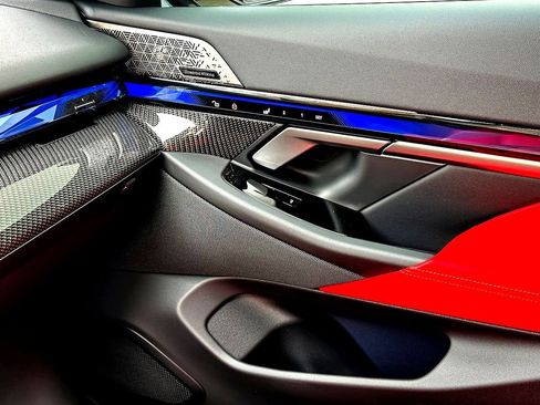 New 2026 BMW M5 Touring image 19