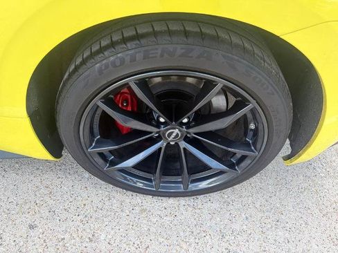 Certified 2024 Nissan Z Performance w/ Floor Mat Package RWD image 9