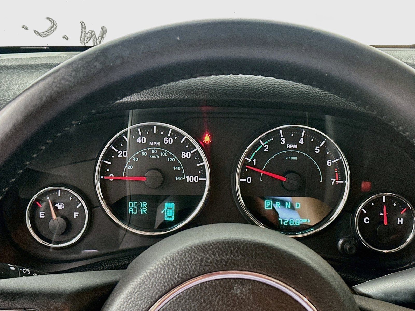 Used 2014 Jeep Wrangler Unlimited Sahara w/ Dual Top Group AWD/4WD image 11