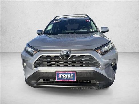 Used 2021 Toyota RAV4 LE image 8