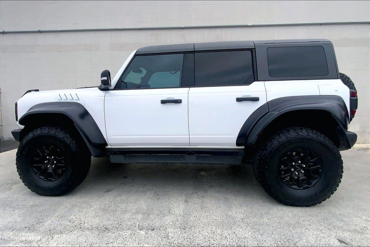 Used 2023 Ford Bronco Raptor AWD/4WD image 3