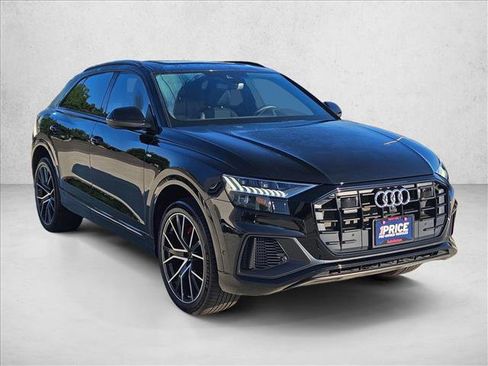 Used 2023 Audi Q8 Premium Plus AWD/4WD image 3