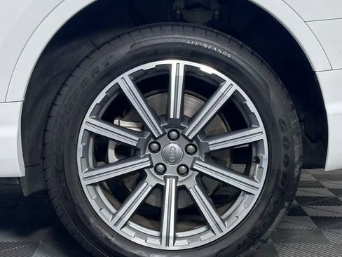 Used 2018 Audi Q7 3.0T Prestige w/ Prestige Package AWD/4WD image 12