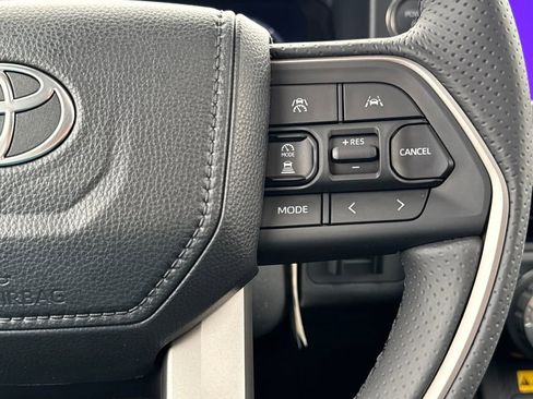 New 2026 Toyota 4Runner 4WD image 21