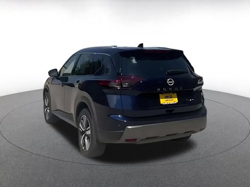 Used 2026 Nissan Rogue SL AWD/4WD image 11